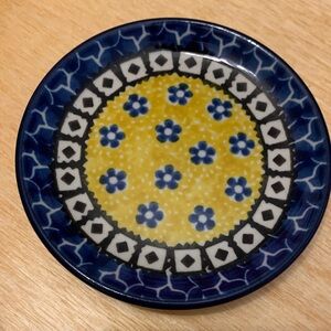 Polish Pottery Mini coaster plate Starburst daisies